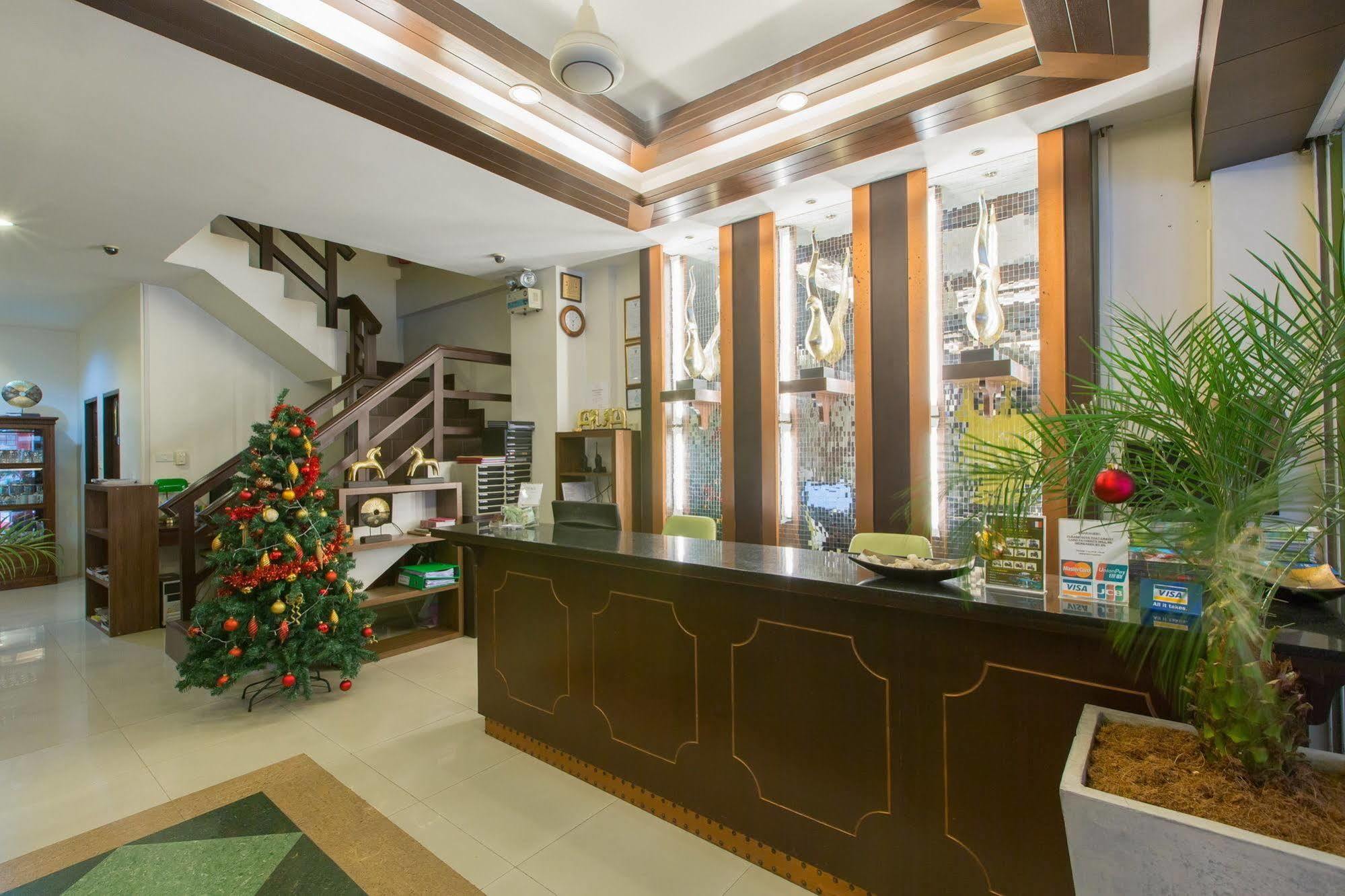 Marina Boutique Khách sạn Patong