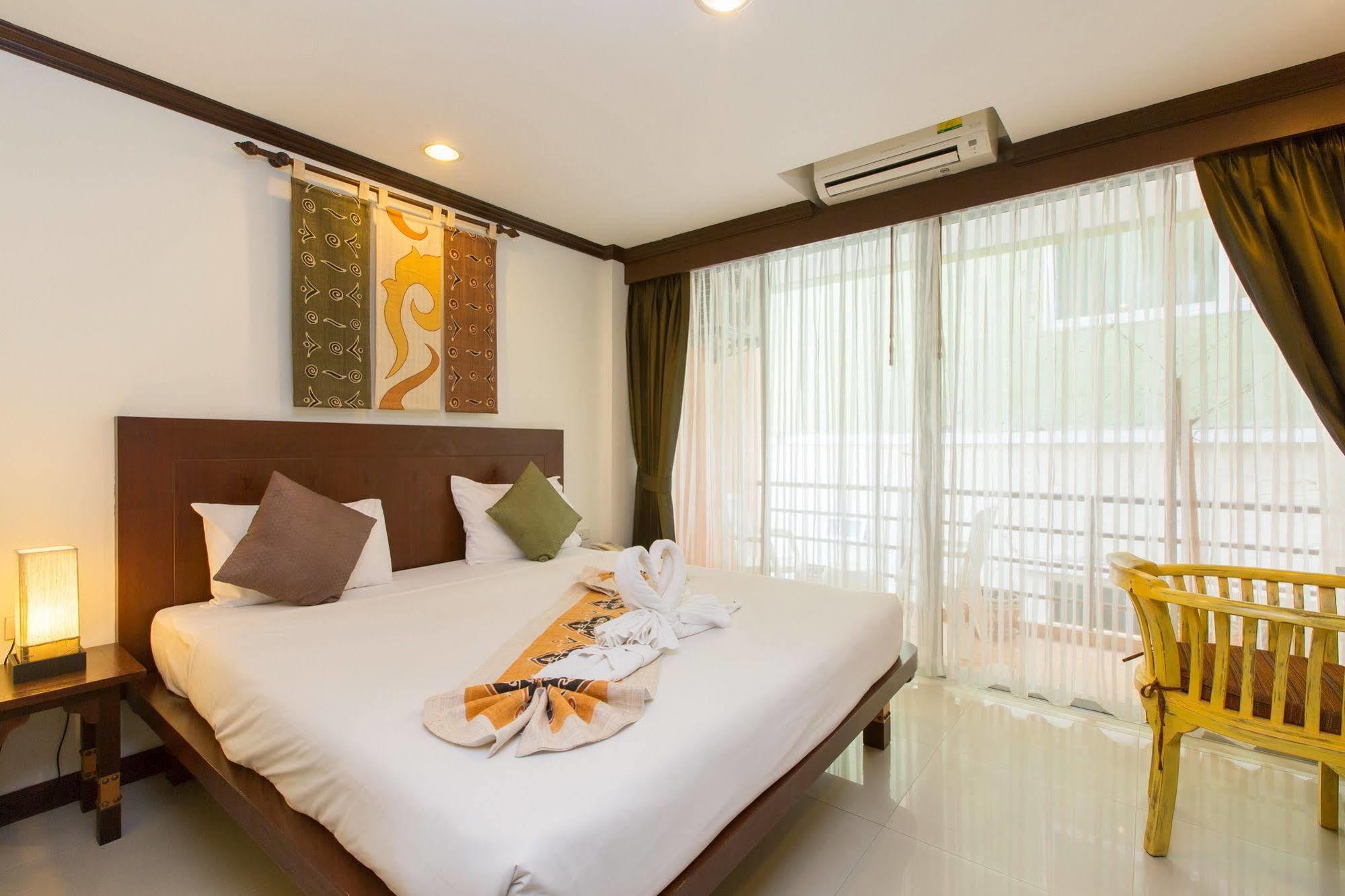 Marina Boutique Khách sạn Patong