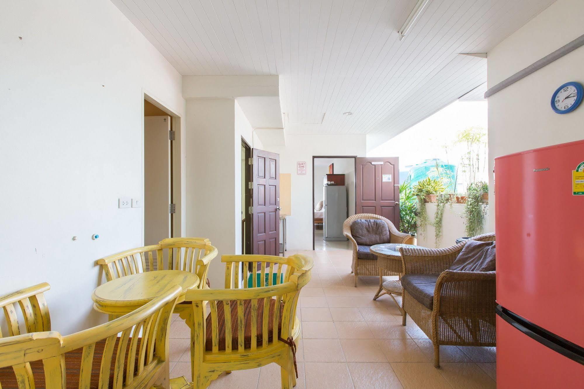 Khách sạn Marina Boutique 3*