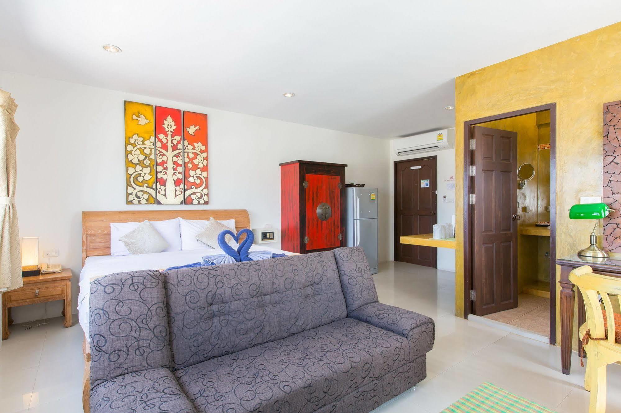 Khách sạn Marina Boutique 3*
